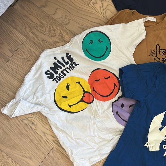 5 boys T-shirts - Picture 2 of 6